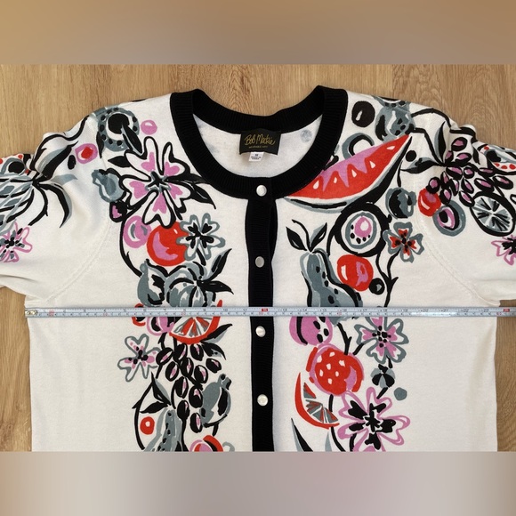 Vintage Bob Mackie wearable art cream cardigan 1X summer harvest floral fruit - Picture 5 of 6